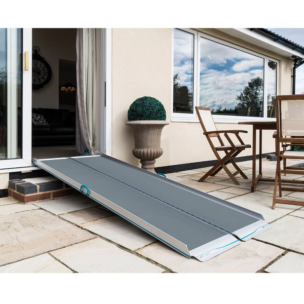 Aerolight-Xtra 120cm Folding Suitcase ramp