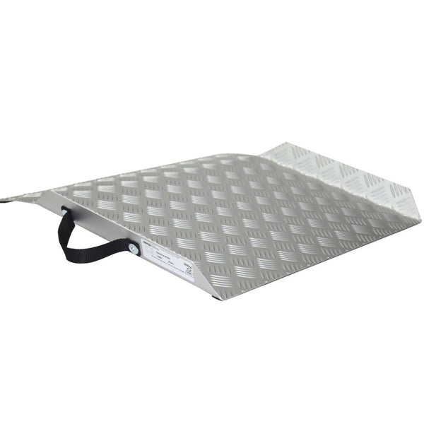 Metro Contract Kerb Type Threshold Ramp